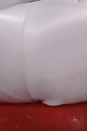 Nay đánh liều quay lén mông nhỏ bạn làm tài liệu học tập