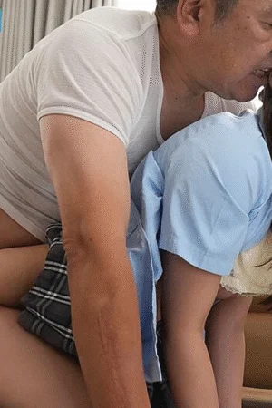 PRED-740_Bố dượng hứng tình đụ con gái riêng của vợ