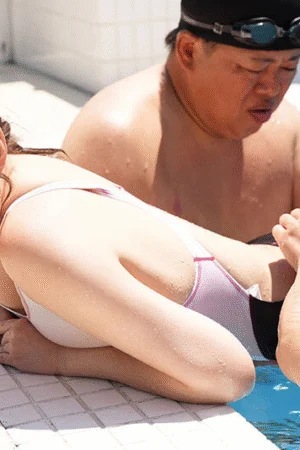 SONE-532_Cô giáo dạy bơi bị anh em ngoài đảo chơi hội đồng